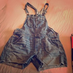 Cute short overalls